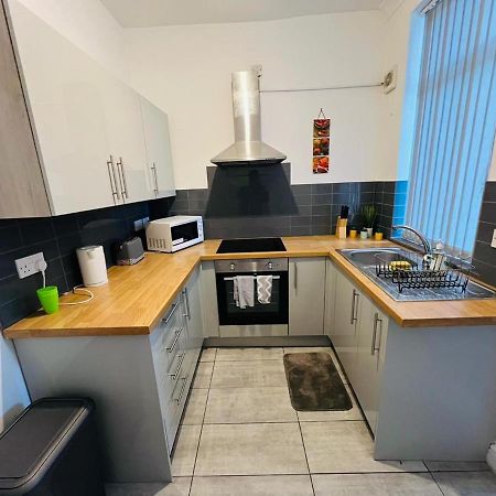 Luxury Double & Single Rooms With En-Suite Private Bathroom In City Centre Stoke On Trent Esterno foto