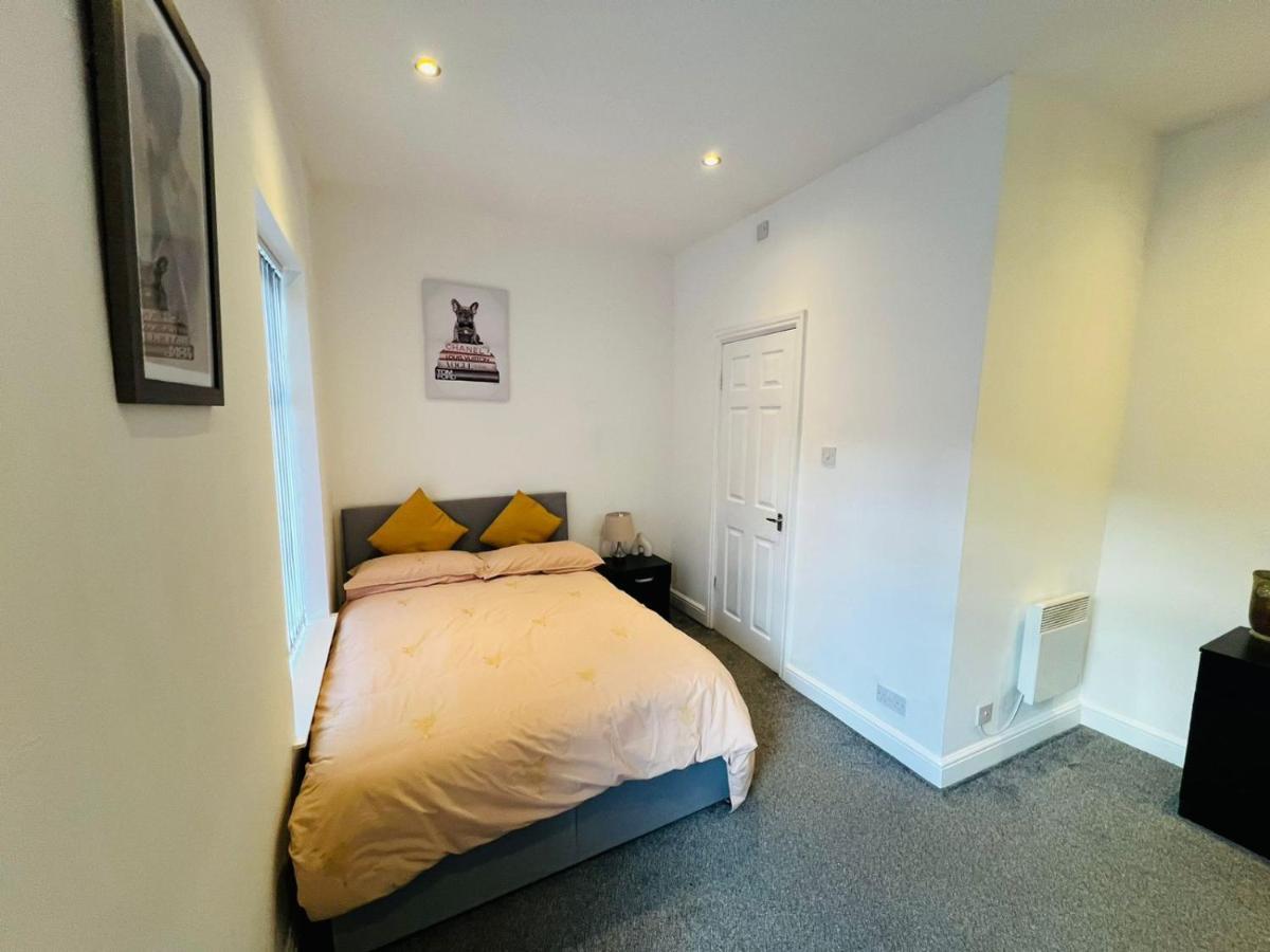 Luxury Double & Single Rooms With En-Suite Private Bathroom In City Centre Stoke On Trent Esterno foto