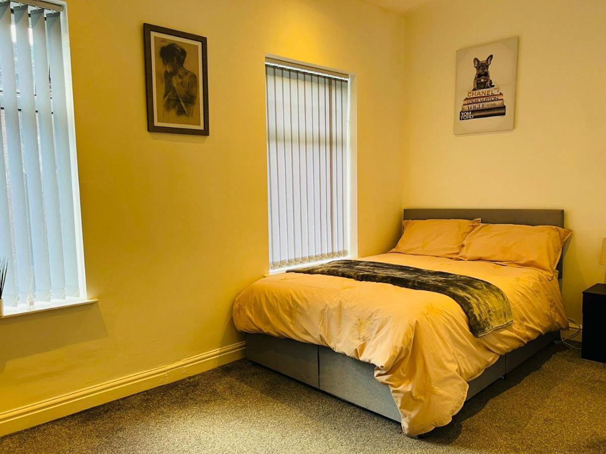Luxury Double & Single Rooms With En-Suite Private Bathroom In City Centre Stoke On Trent Esterno foto