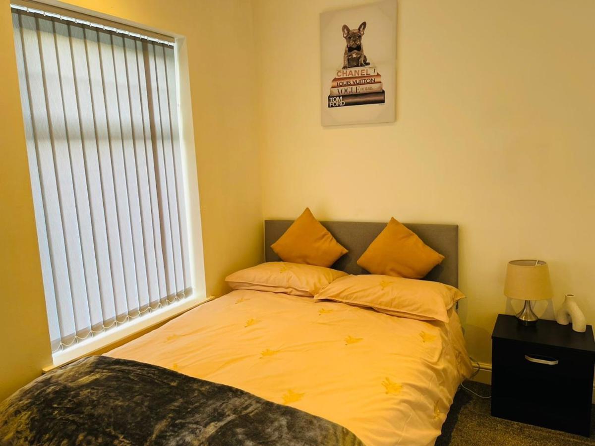 Luxury Double & Single Rooms With En-Suite Private Bathroom In City Centre Stoke On Trent Esterno foto