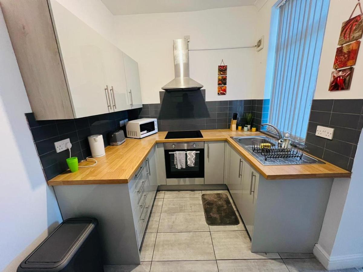 Luxury Double & Single Rooms With En-Suite Private Bathroom In City Centre Stoke On Trent Esterno foto
