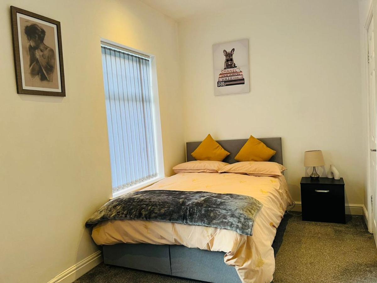 Luxury Double & Single Rooms With En-Suite Private Bathroom In City Centre Stoke On Trent Esterno foto