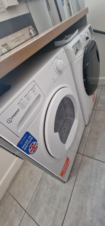 Luxury Double & Single Rooms With En-Suite Private Bathroom In City Centre Stoke On Trent Esterno foto