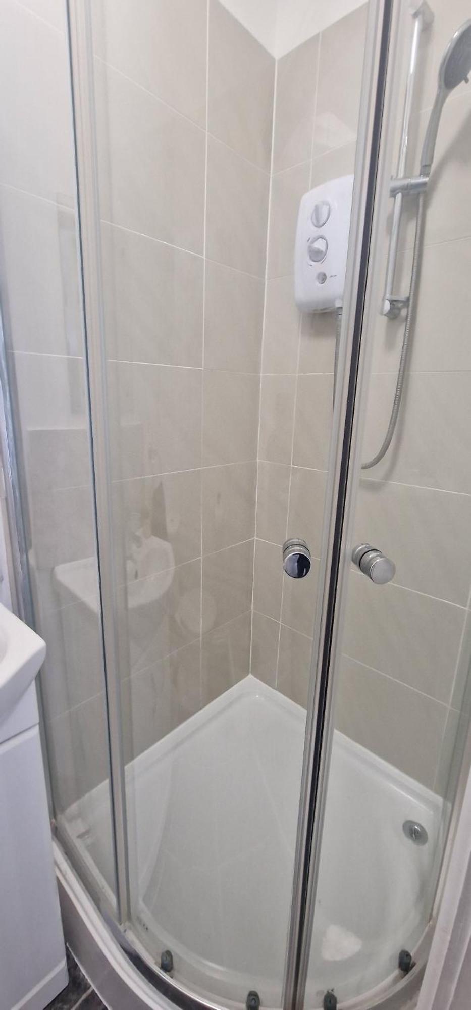 Luxury Double & Single Rooms With En-Suite Private Bathroom In City Centre Stoke On Trent Esterno foto
